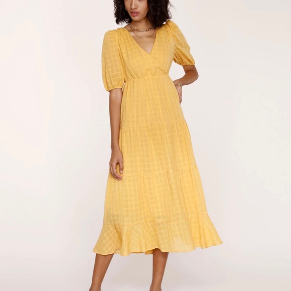 Heartloom Dresses & Skirts - Heartloom Halia Midi Dress